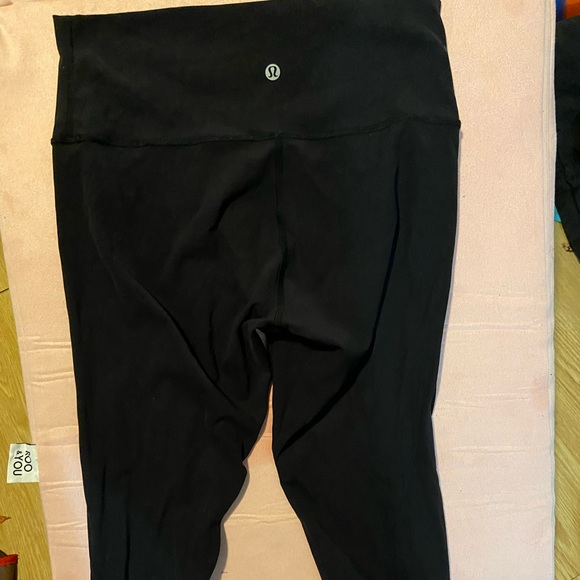 Lululemon leggings - Picture 1 of 2